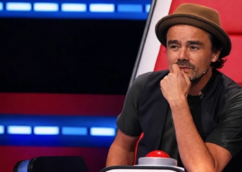 Verbijstering bij kijkers om Dinand Woesthoff in nieuwe seizoen The Voice of Holland