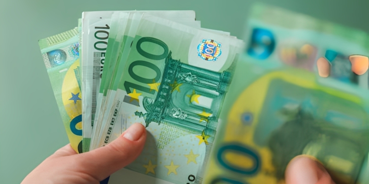 Dit verandert alles: overheid pakt geld af bij woedende asielzoekers