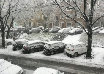 KNMI waarschuwt: code geel in deze provincies! ‘Hier gaat het urenlang sneeuwen’