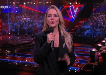 Kijkers van The Voice gaan helemaal los en zeggen allemaal hetzelfde over Chantal Janzen