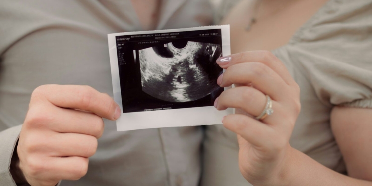 Geweldig babynieuws voor deze bekende Nederlander (35)