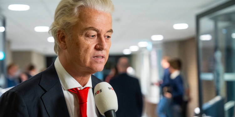Nieuwe peiling laat zien hoe gigantisch de PVV van Wilders is gestegen