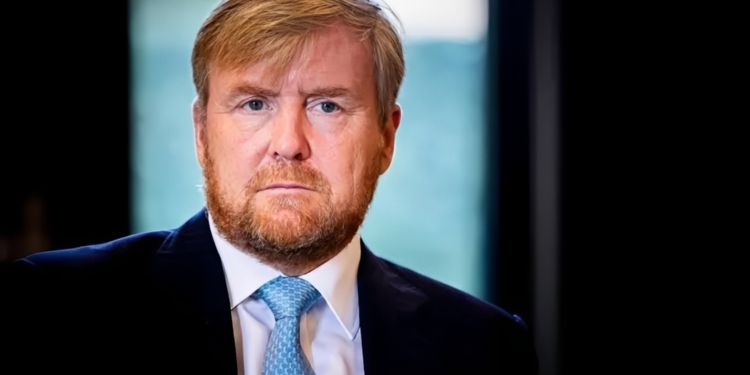 Waarom gaf Koning Willem-Alexander in één nacht €1700 uit? Dit zit erachter