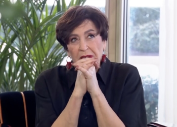 Medium Liesbeth doet angstaanjagende voorspelling over afloop Iran-oorlog en zorgt voor opschudding