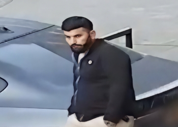 ‘Nederlandse vrouw op schokkende manier aangevallen: politie vraagt om hulp’