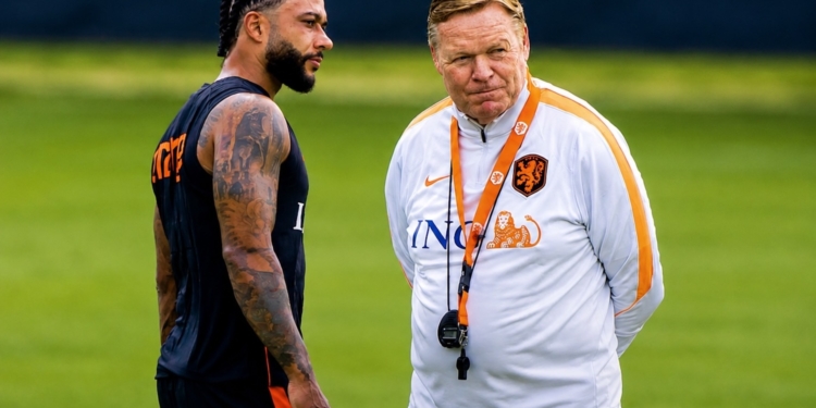 ‘Knallende ruzie in Oranje-kamp na uitgelekte privéberichten Koeman’