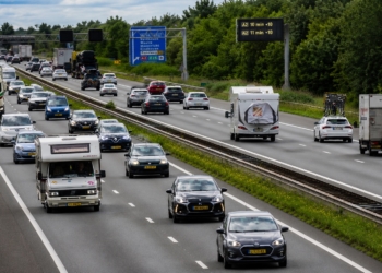 Vakantiegangers opgelet: ANWB verwacht deze week enorme drukte op de weg
