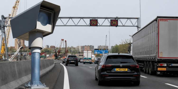 Deze flitspaal is een nachtmerrie voor veel automobilisten