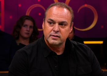 Frans Bauer deelt vreselijk nieuws over zijn moeder
