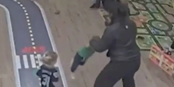 Ernstig ongeval op kinderopvang: Peuter met hersenletsel naar ziekenhuis