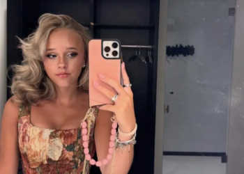‘Emma Kok (18) doet voor het eerst boekje open over Ali B’
