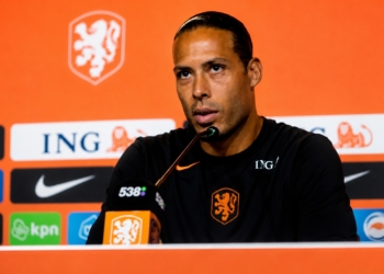 ‘Virgil van Dijk betrapt op Keiharde leugen na uitschakeling’