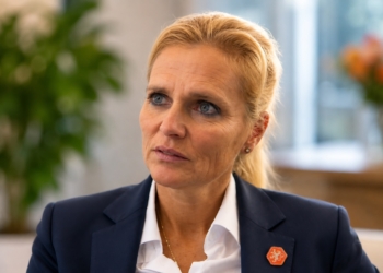 ‘Sarine Wiegman reageert voor het eerst op bondscoachschap’