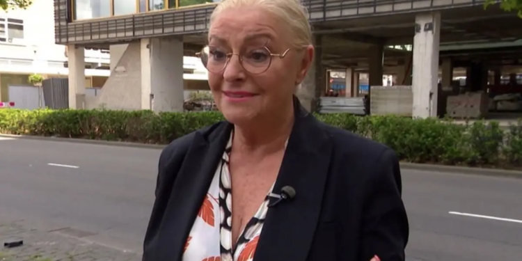 Corry Konings (74) doet heftige uitspraken over haar AOW