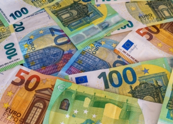 Zo besparen vermogende ouders slim op erfbelasting zonder geld te schenken