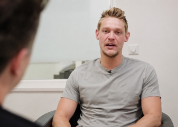 Vriend van Ferry Doedens (36) geeft gezondheidsupdate over zijn verslavingen