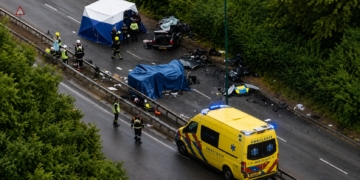 Zeven mensen omgekomen bij verschrikkelijk verkeersongeluk