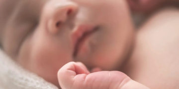 Geweldig babynieuws voor deze bekende Nederlander (39): ‘Mooiste meisje ter wereld’