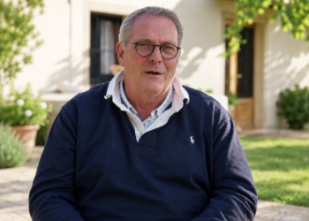 Na afwijzingen heeft B&B vol liefde-Paul (63) het gezellig met deze vrouw – en ze is geen onbekende…