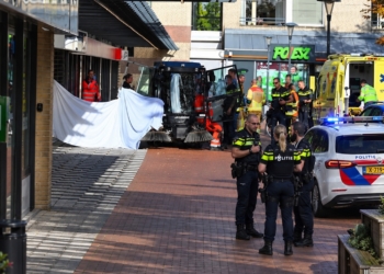 Vreselijk ongeval: kindje overleden na tragische aanrijding in winkelstraat