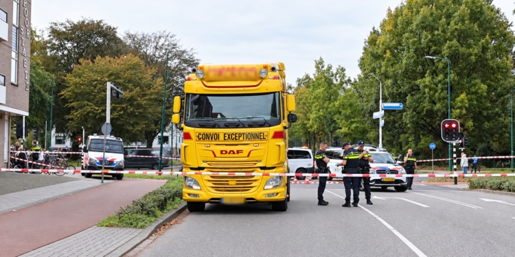 Verschrikkelijk verkeersongeval: Kind (12) overleden bij botsing met vrachtauto