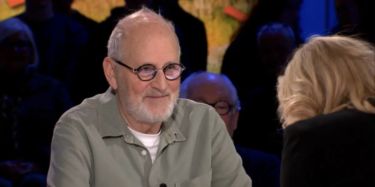 Onze gedachten zijn momenteel bij auteur Herman Koch (73) na hartverscheurende diagnose