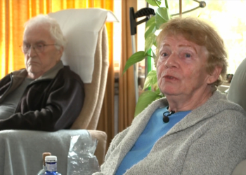 Joop (96) en Irene (86) zitten al 8 maanden in de kou: ‘Dit is toch niet normaal?’