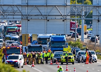 Afschuwelijk: Meerdere slachtoffers bij verschrikkelijk verkeersongeval A16